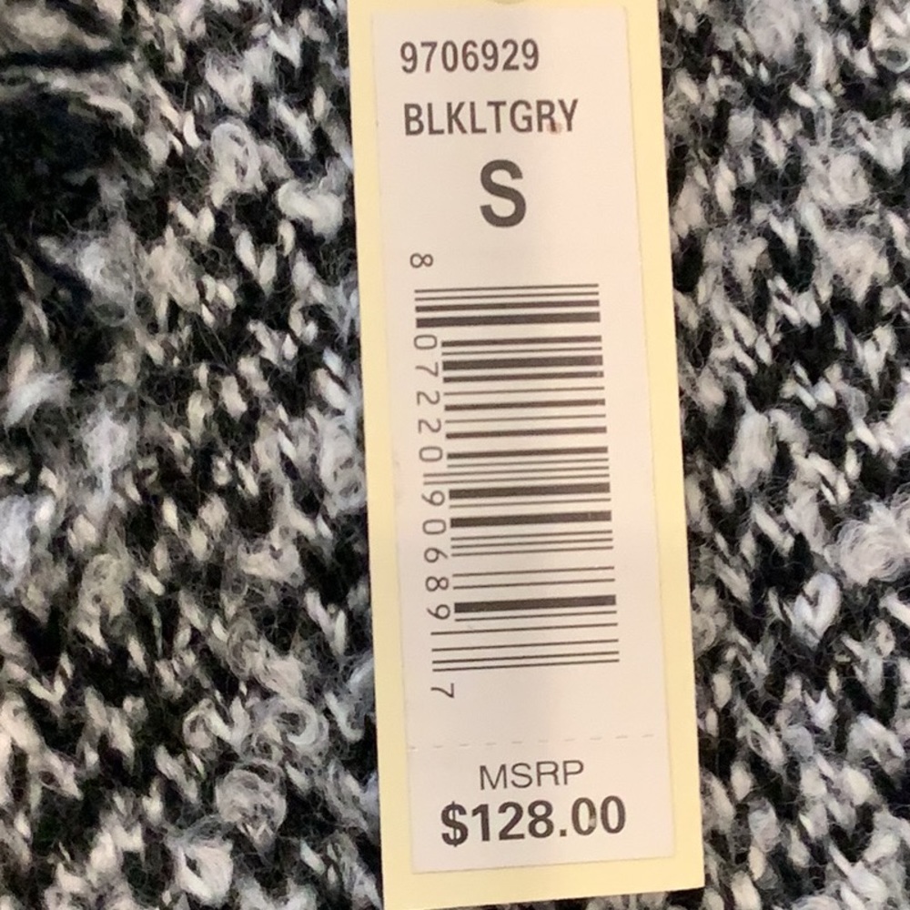 Max Studio Sweater - Picture 5 of 5